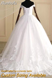 Luxury Lace Boat Neck Ball Gown Wedding Dresses Sweetheart Sheer Back Princess Illusion Applique Bridal Gowns Casamento