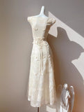 Hollow Butterfly Embroidery Dress French Summer Vacation Waist Gentle Dress HZ1108