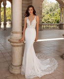 V-Neck Mermaid Wedding Dresses With Long Train 2023 Lace Appliques Elegant Bride Gown For Women Sleeveless Backless
