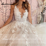 A-Line Backless Wedding Dress 2023 Vintage Lace Applique Beaded Off White Tulle Wedding Gowns Trouwjurk Long Bridal Dress