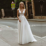 Boho Wedding Dresses V-Neck Appliques Lace A-Line Tulle Wedding Gown Beach Simple Bridal Dress bestidos de novia 2023