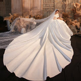 Luxury Satin Wedding Dress With Court Train Elegant Boat Neck Princess Wedding Gown plus size custom made Vestido De Noiva