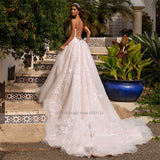 V-Neck A-Line Wedding Dresses Spaghetti Straps Lace Appliques Princess Floor Length Bridal Gowns