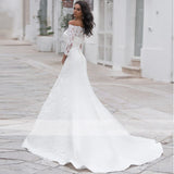Mermaid Boat Neck Wedding Dress 3/4 Sleeves Boho Lace Appliques 2023 Bridal Gown Off Shoulder Buttons Robe De Mariée