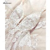 Bohemian Wedding Dresses V-Neck Appliques Lace A-Line Beach Princes Wedding Bridal Gown 2023 Plus Size